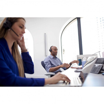 Plantronics Savi 8220 Sistema de Auricular Inalámbrico DECT Plantronics Savi 8220 Sistema de Auricular Inalámbrico DECT