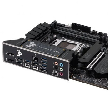 ASUS TUF GAMING X670E-PLUS ASUS TUF GAMING X670E-PLUS