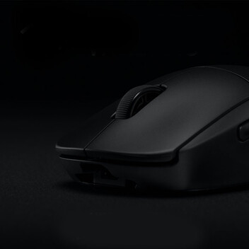 Ratón Logitech inalámbrico 16000 DPI RGB apto para zurdos y con Bluetooth