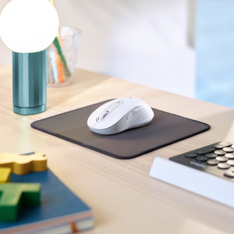 Logitech Signature M650 for Business Ratón Inalámbrico 4000 DPI Blanco