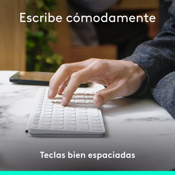 Logitech Keys-To-Go 2 Teclado Multidispositivo Inalámbrico Bluetooth Gris Pálido Logitech Keys-To-Go 2 Teclado Multidispositivo Inalámbrico Bluetooth Gris Pálido