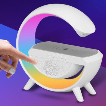Klack Altavoz Portátil Bluetooth Lámpara de Mesa y Cargador Inalámbrico Diseño G Klack Altavoz Portátil Bluetooth Lámpara de Mesa y Cargador Inalámbrico Diseño G