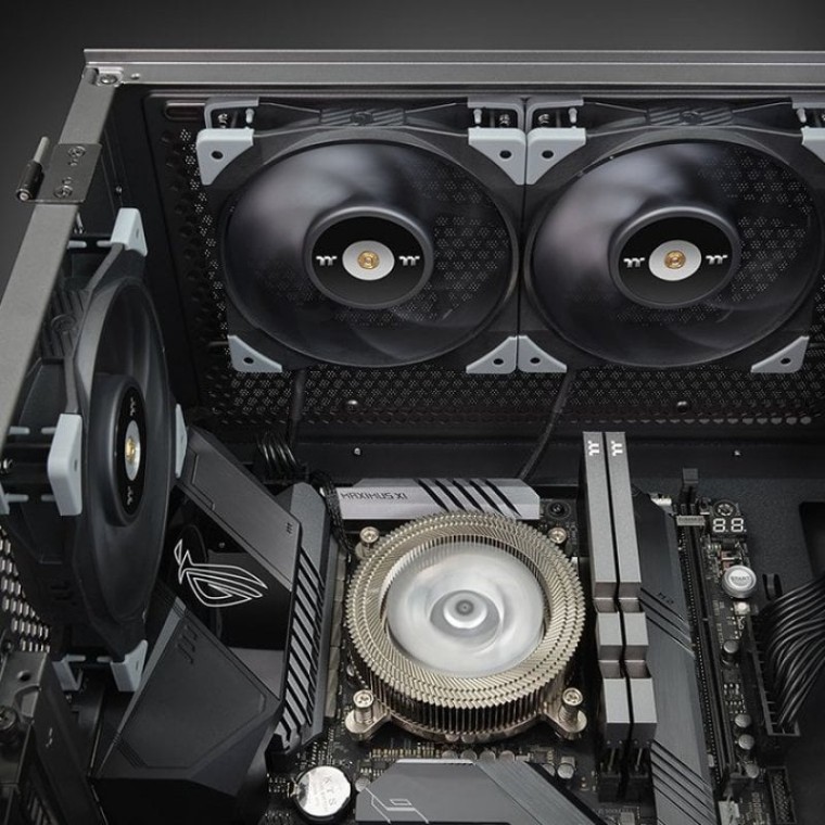 Thermaltake Toughfan 12 Ventilador PWM 120mm Negro