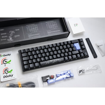 Teclado Ducky One 3 Classic SF 65% MX-Brown RGB ES Hot-Swap USB-C PBT