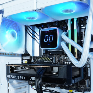 Ordenador Sobremesa Epical-q Omexor Amd Ryzen 5 9600x, 32gb, 1tb Ssd Nvme, Rx 9060xt 16gb + Windows