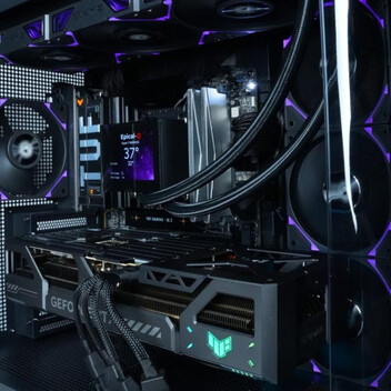 Ordenador Sobremesa Epical-Q Xirtix EVO AMD Ryzen 9 9950X3D 64GB 4TB SSD RTX 5090 WiFi 7