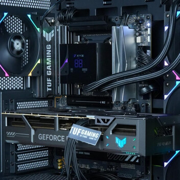 Ordenador Sobremesa Epical-Q Vhimtor AMD Ryzen 7 9800X3D 32GB 2TB SSD RTX 5070 WiFi 7 Windows 11