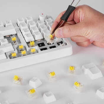 Mars Gaming Mkpro Teclado Mecánico Rgb Chroma Antighosting Switch Silent Español Blanco Mars Gaming Mkpro Teclado Mecánico Rgb Chroma Antighosting Switch Silent Español Blanco