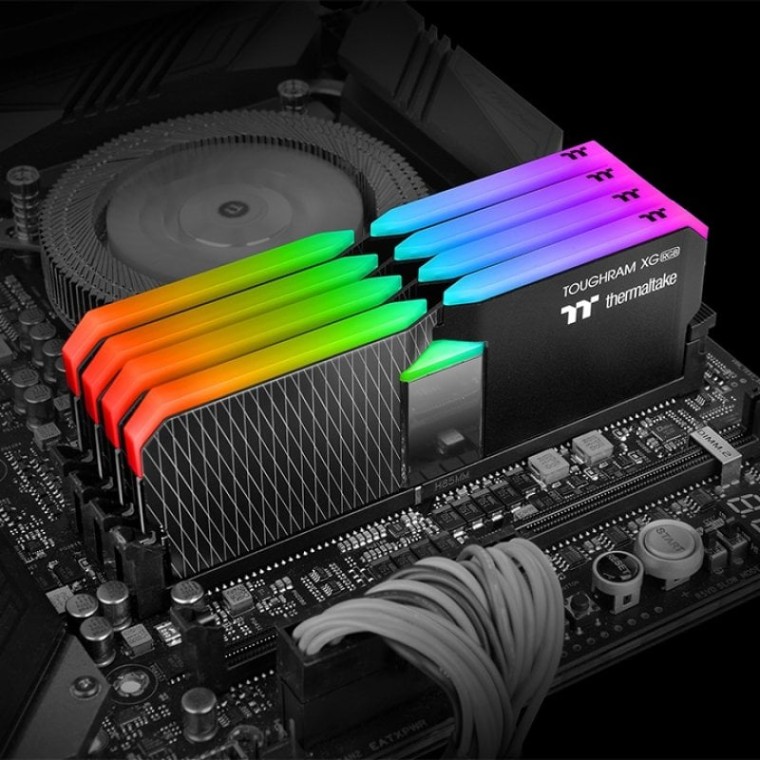 Thermaltake Toughram XG RGB DDR4 3600 2x8GB 16GB CL18 Negro