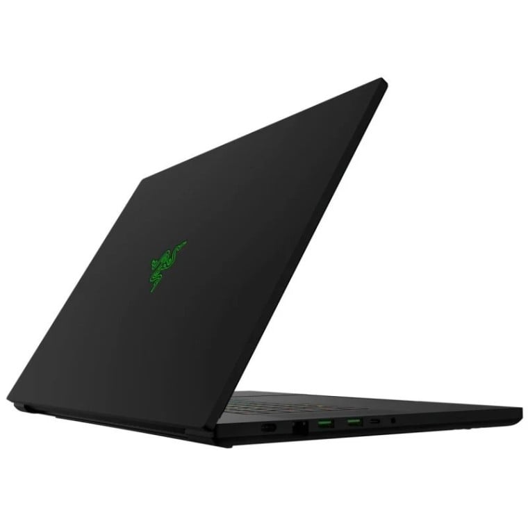 Razer Blade 18 QHD+ 240Hz Intel Core i9-13950HX/32GB/1TB SSD/RTX 4070/18"