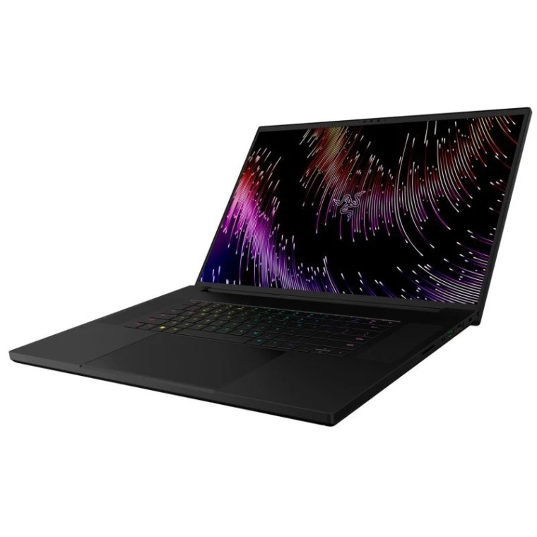 Razer Blade 18 QHD+ 240Hz Intel Core i9-13950HX/32GB/1TB SSD/RTX 4080/18"