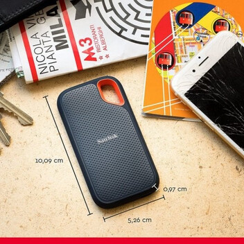 SanDisk Extreme Portable SSD V2 4TB USB-C SanDisk Extreme Portable SSD V2 4TB USB-C