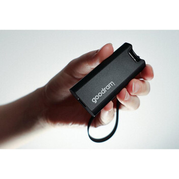 Disco Duro Goodram 1 TB SSD M.2 2000 MB/s SSDR-GMRE-01T-K0 Aluminio USB 3.2 Gen 2 Disco Duro Goodram 1 TB SSD M.2 2000 MB/s SSDR-GMRE-01T-K0 Aluminio USB 3.2 Gen 2