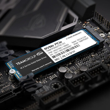 Disco Duro Team Group MP33 256GB SSD M.2 PCI Express 3.0 NVMe 3D NAND Disco Duro Team Group MP33 256GB SSD M.2 PCI Express 3.0 NVMe 3D NAND