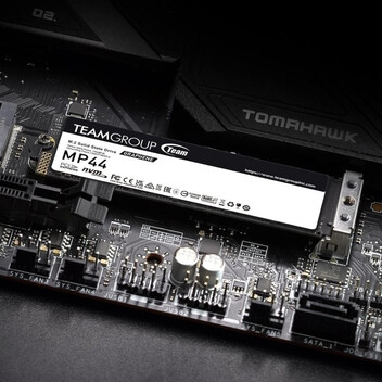 Disco Duro Team Group MP44 1TB SSD M.2 PCI Express 4.0 NVMe