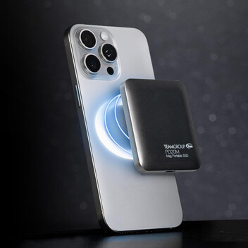 Disco Duro Team Group PD20M 2TB Disco SSD Externo Portátil 2000MB/s USB-C 3.2 Gen2x2 Negro