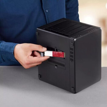 WD Red SN700 4TB SSD M.2 NVMe PCIe 3.0 WD Red SN700 4TB SSD M.2 NVMe PCIe 3.0